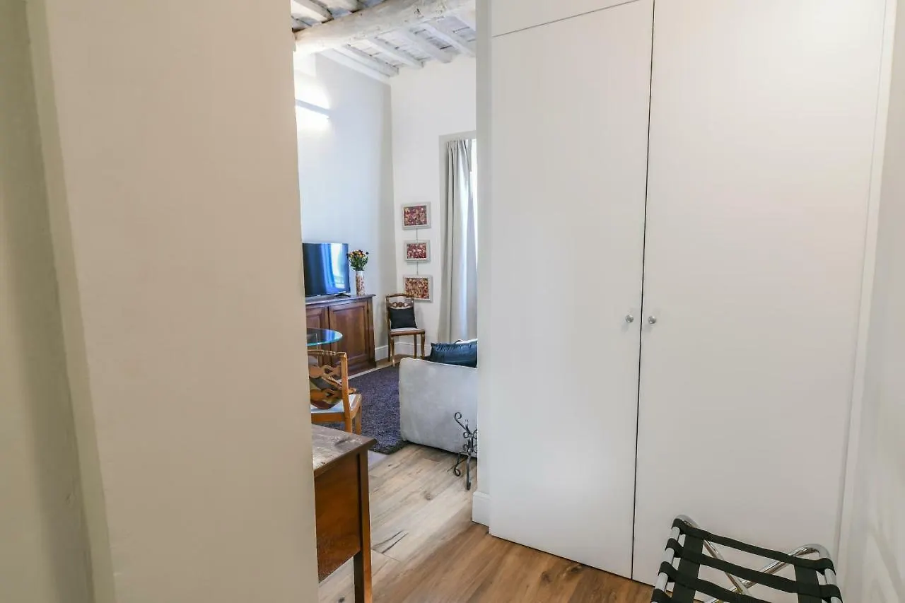 Oltrarno'S Sweet Rose - Free Parking! Apartment Florence Italy