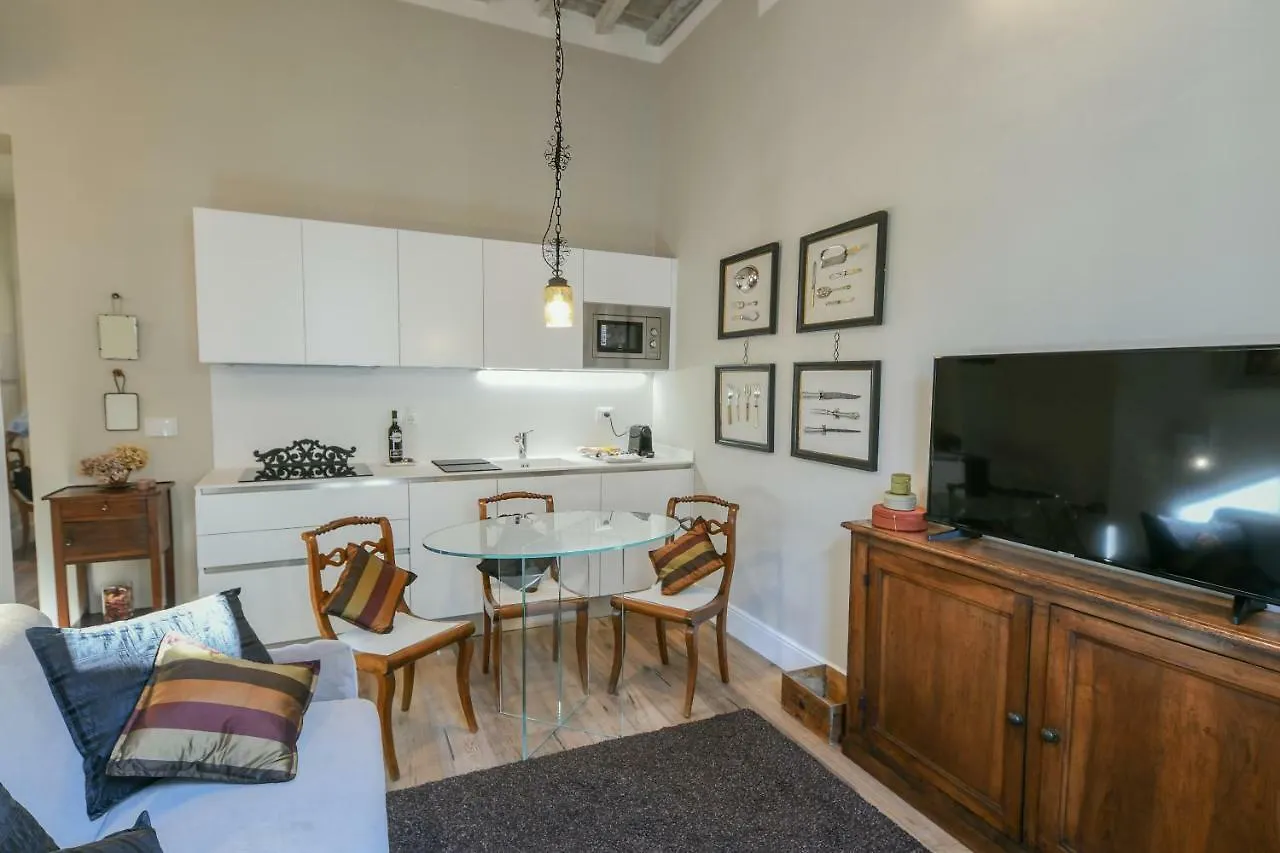 Oltrarno'S Sweet Rose - Free Parking! Apartment Florence 0*,